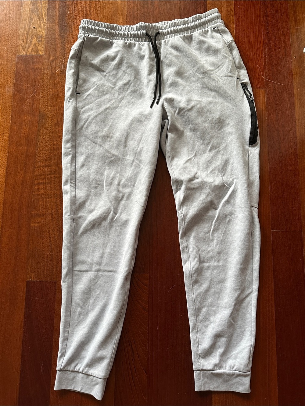 Old Navy Light Gray Men’s Joggers SZ M with Black Zip Accent